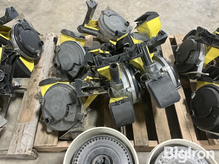 john-deere-1720-image-10