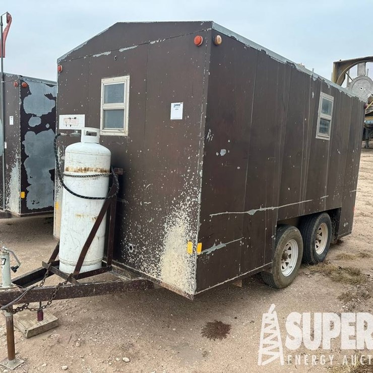 (x) 2007 TERRY'S TRAILERS T/A BP Crewhouse Traile...