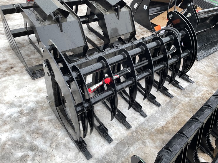 #18088-•-unused-2026-skid-steer-grapple-(princeton,-mn)-image-1