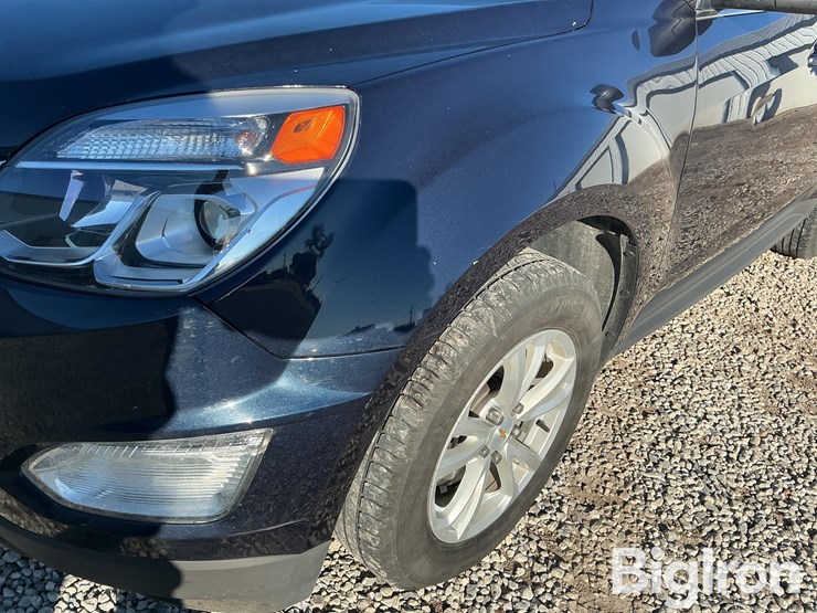 2016-chevrolet-equinox-lt-image-11