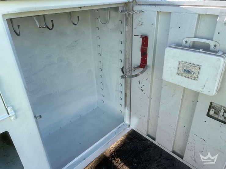 2012-ford-f550-image-18