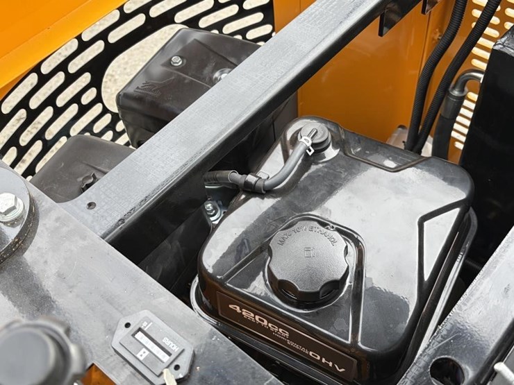 2025-vicsec-vc13-excavator-image-16