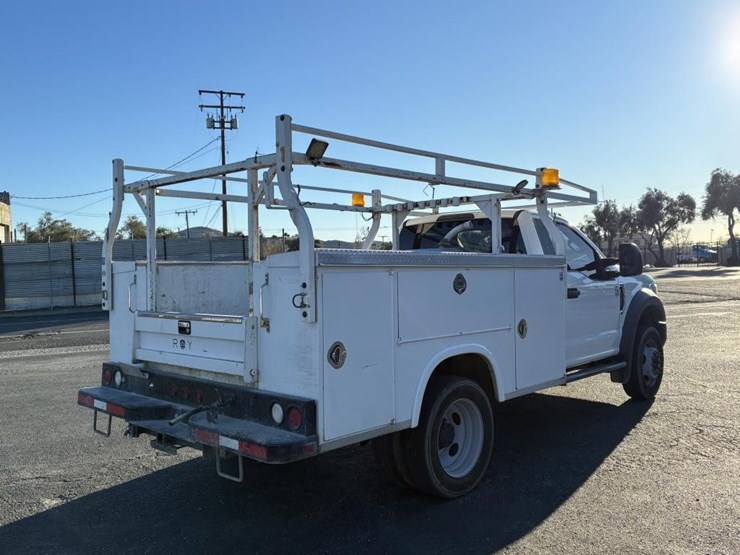 2018-ford-f550-image-3