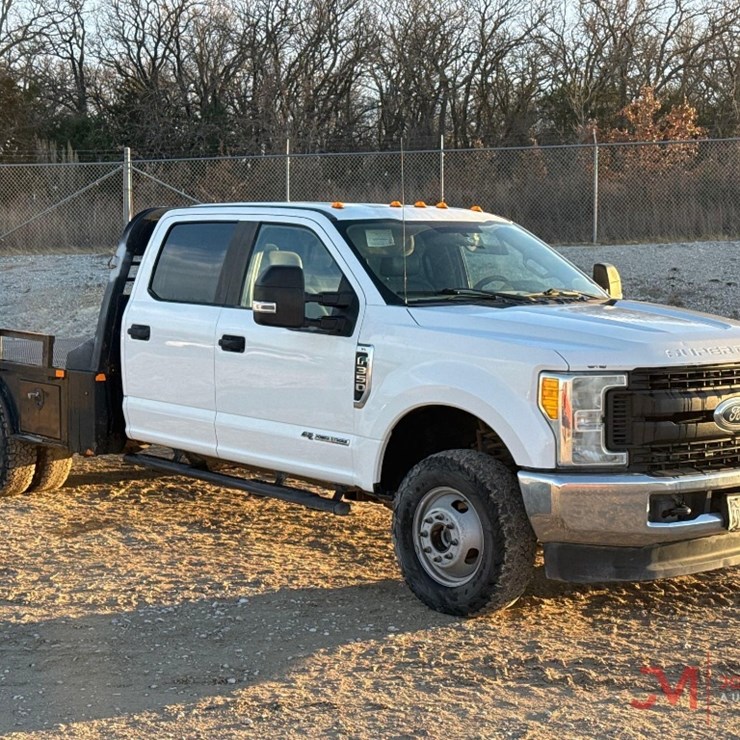 2017 FORD F350 XL