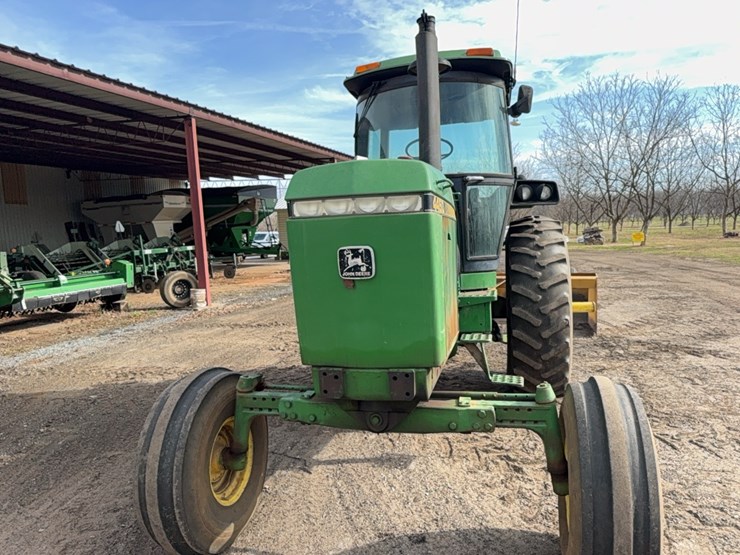 john-deere-4450-image-19