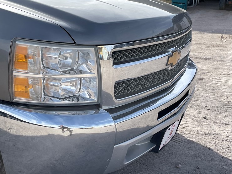 #104-•-2012-chevy-silverado-(salvaged-nm-title)-image-23