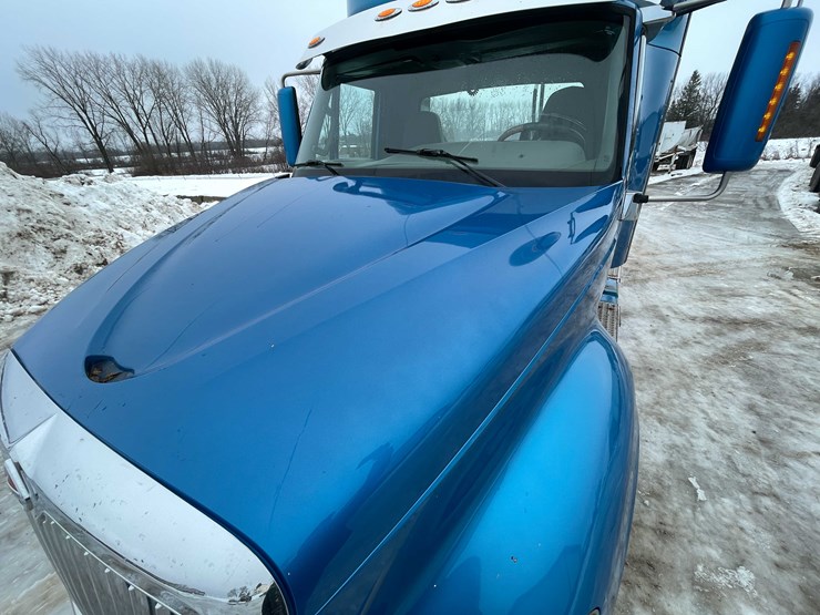 2014-international-prostar-image-19