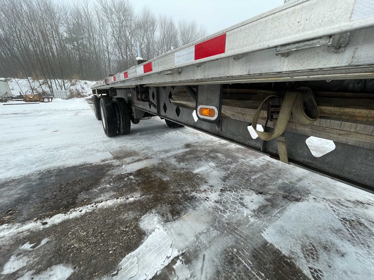 2022-hyundai-flatbed-image-12