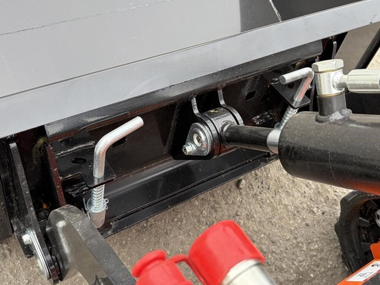 2025-sdlool-sl36c-skid-steertrack-loader-image-6