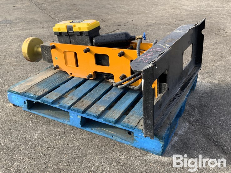 2025-giyi-d680-skid-steer-pile-hammer-(driver)-image-7
