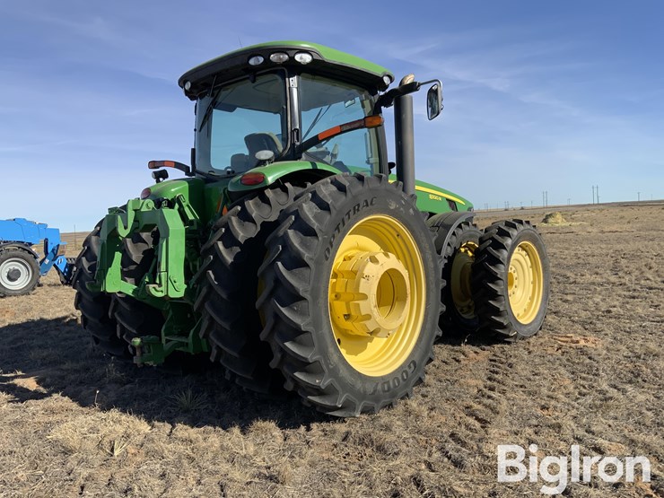 2010-john-deere-8320r-image-5
