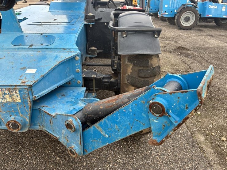 2015-genie-gth1056-image-13