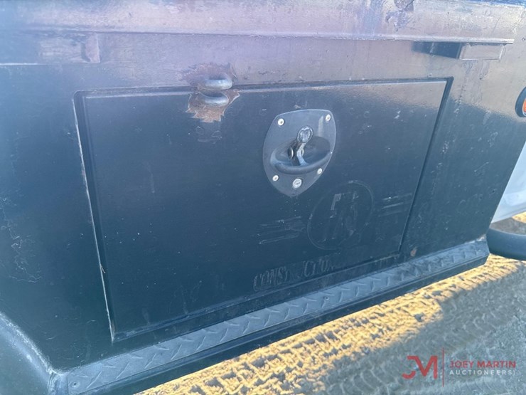 2017-dodge-2500-image-15