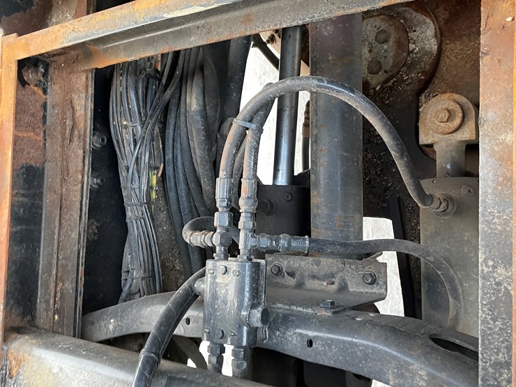 2007-international-7400-image-96