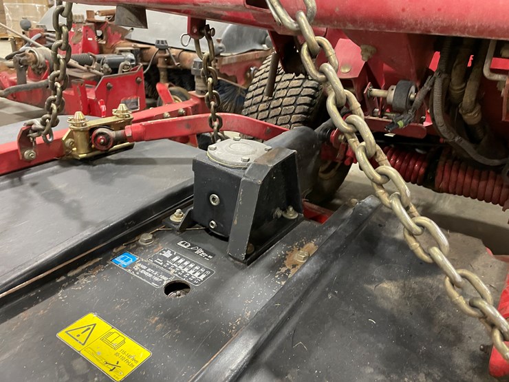 toro-groundsmaster-325d-image-9