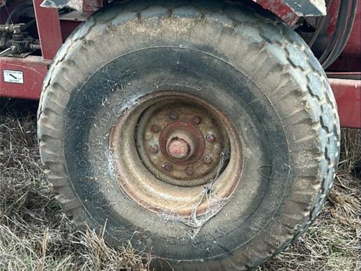 case-ih-1350-image-6