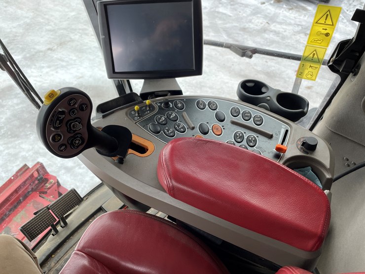 2017-case-ih-7240-image-53