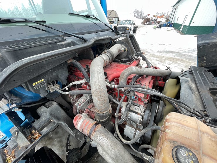 2014-international-prostar-image-72