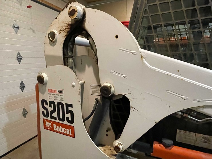 #102-•-bobcat-skid-steer-(oshkosh,-wi)-image-12