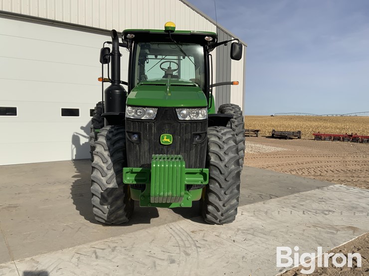 2012-john-deere-8235r-image-2
