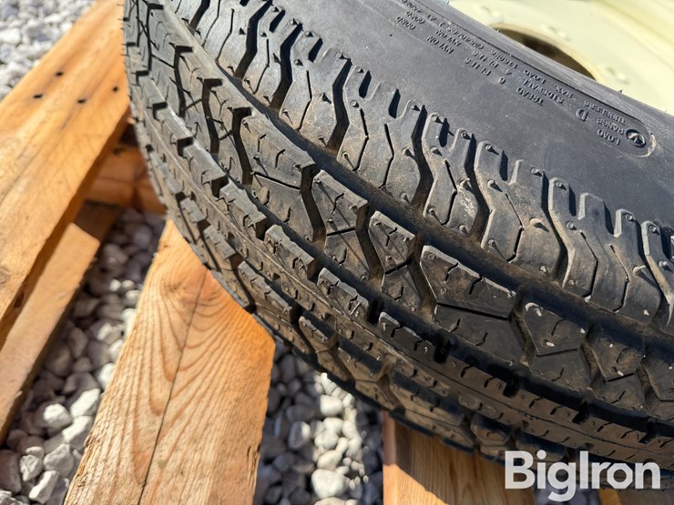 carlisle-st225/75r15-tire-&-5-bolt-rim-image-9