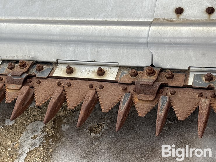 2022-case-ih-3162-image-13