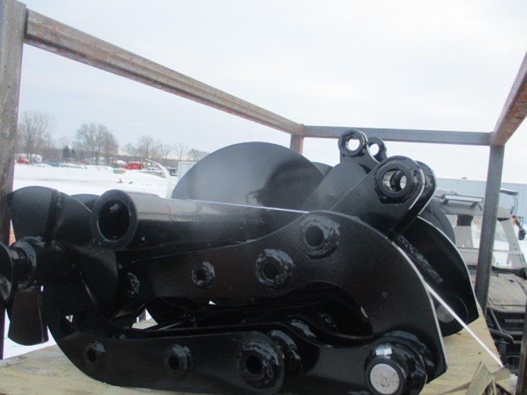 #6638-•-mini-excavator-attachment-package-qty-(8)-rake,-ripper,-grapple,12inch-auger,-16-inch-auger,8inch-narrow-bucket;-24inch-bucket,-32inch-bucket-image-4