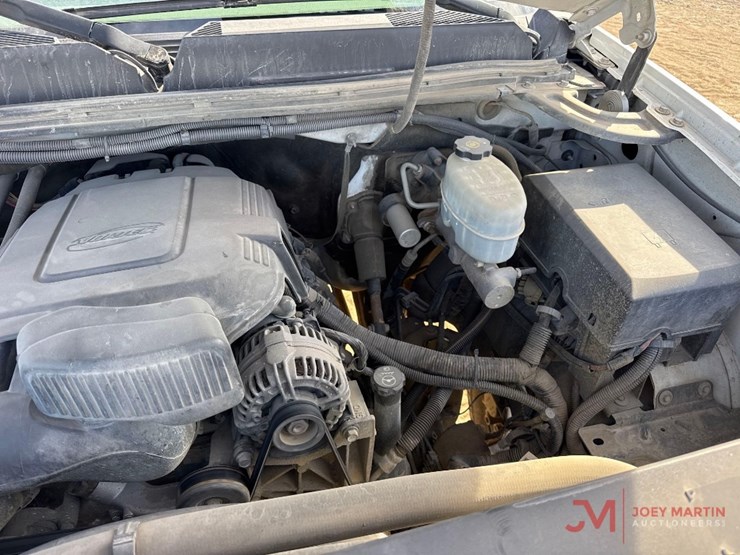 2012-gmc-sierra-2500-image-17