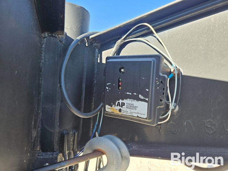 2008-neal-t/a-16'-gooseneck-flatbed-trailer-image-10