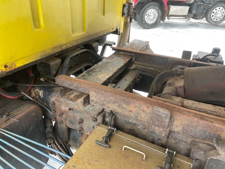 2004-caterpillar-c7-image-50