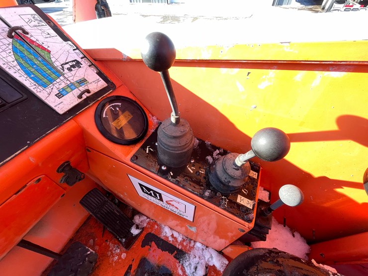 sky-trak-8042-image-18