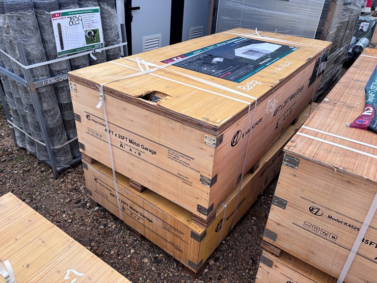 #8038-•-metal-garage-image-1