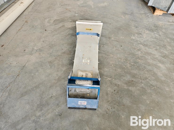 bulk-seed-systems-pro-chute-ii-seed-box-discharge-chute-image-2