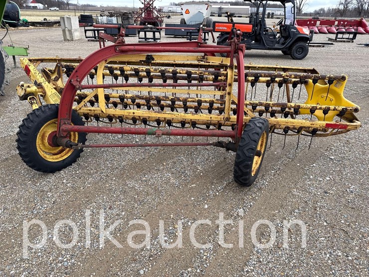 new-holland-258-image-2