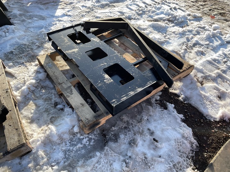 #18032-•-unused-skid-steer-fork-frame-(princeton,-mn)-image-2