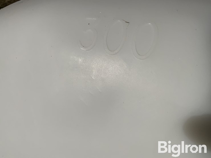 john-deere-8235r-image-11