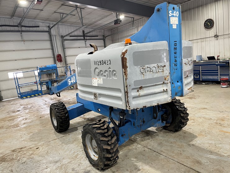 2014-genie-s40-image-8