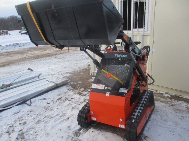 #6593-•-future-ft36c-mini-skid-steer-electric-start-open-operator-station,-40-in-bucket-420cc-gasoline-engine-image-2