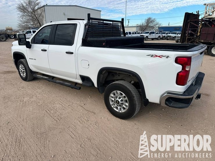 2021-chevrolet-2500-image-6