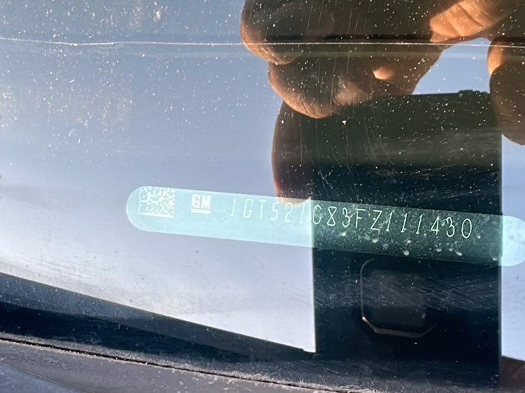 2015-gmc-3500-image-17