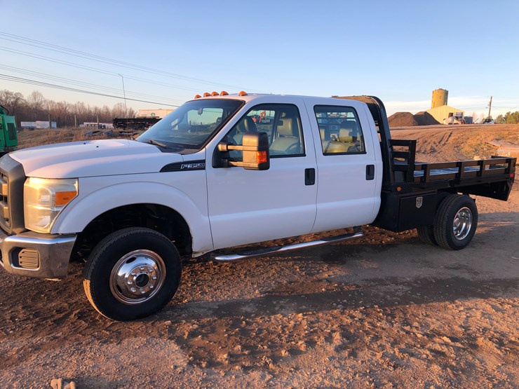 2015-ford-f350-xl-image-2
