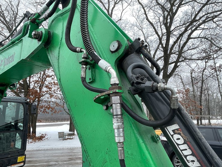 2014-bobcat-e85-image-14