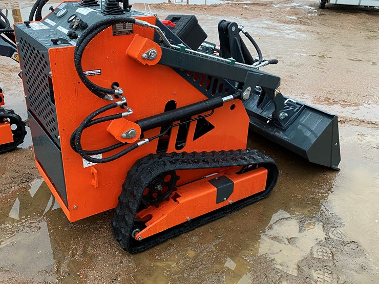 #152-•-2025-land-hero-mini-skid-steer-loader-(mosinee,-wi)-image-4