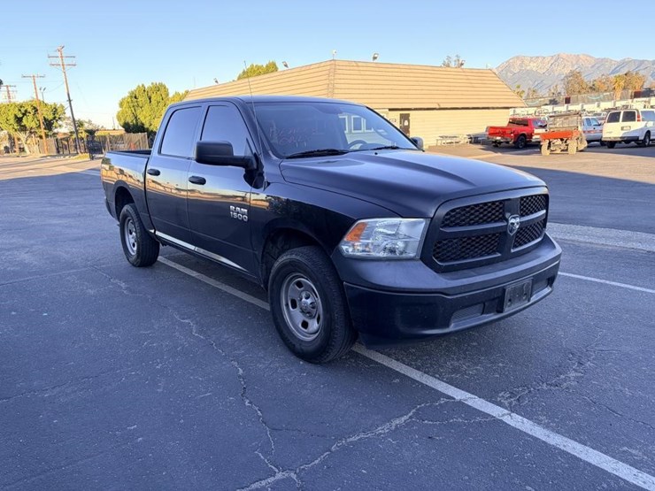 2017-dodge-1500-image-3