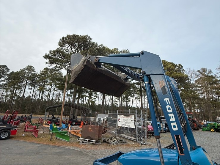 new-holland-1630-image-13