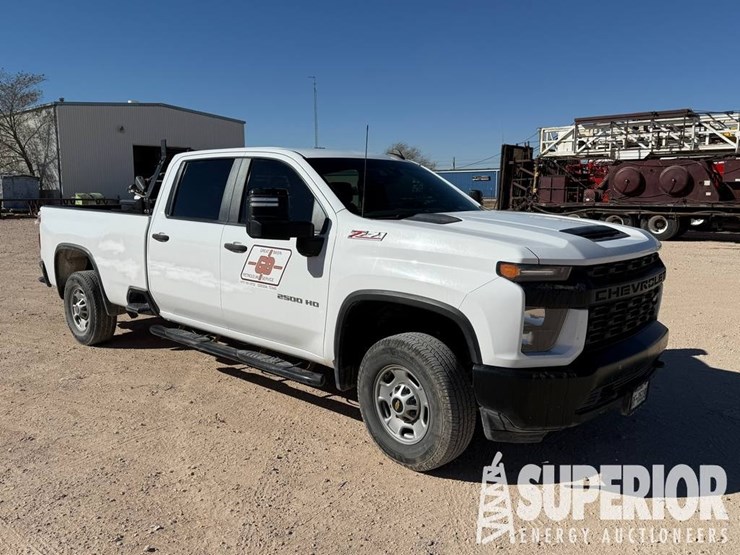 2021-chevrolet-2500-image-8