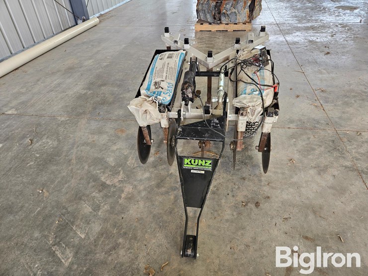 kunz-till-ease-lawn-chisel-plow-image-2