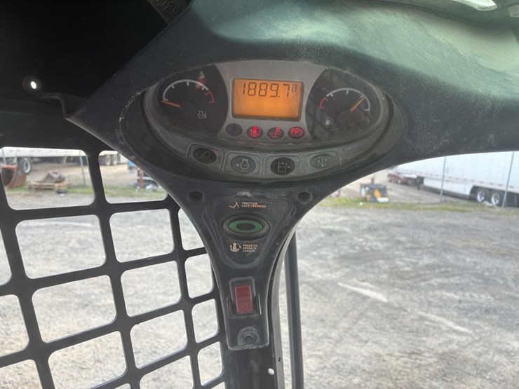 2018-bobcat-s570-image-18