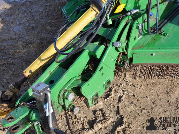 2019-john-deere-r15-image-11