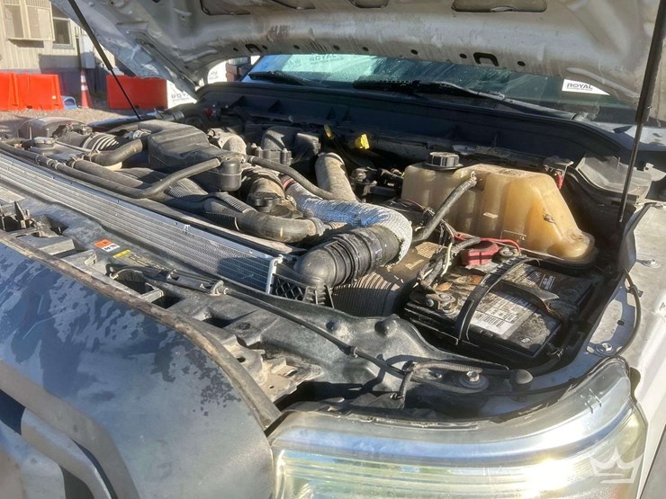 2012-ford-f550-image-22